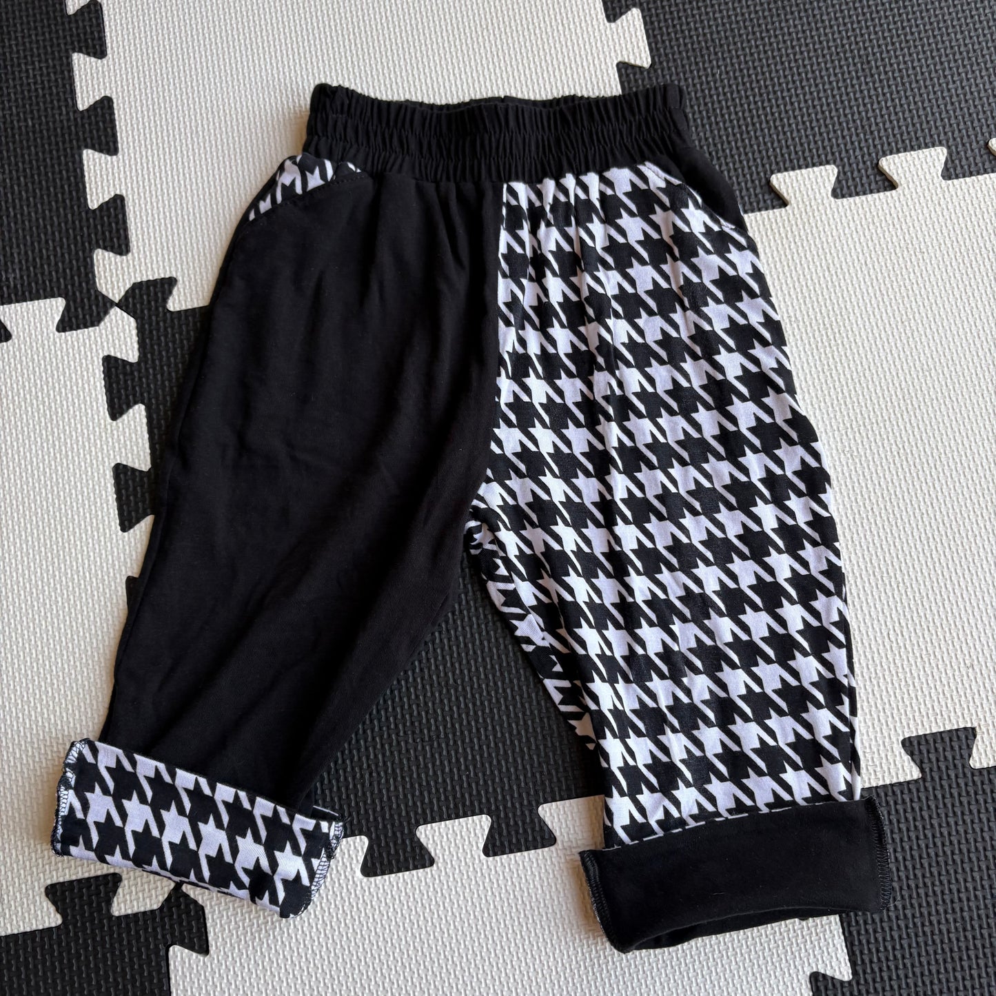 Dogstooth/Black Split Baggies