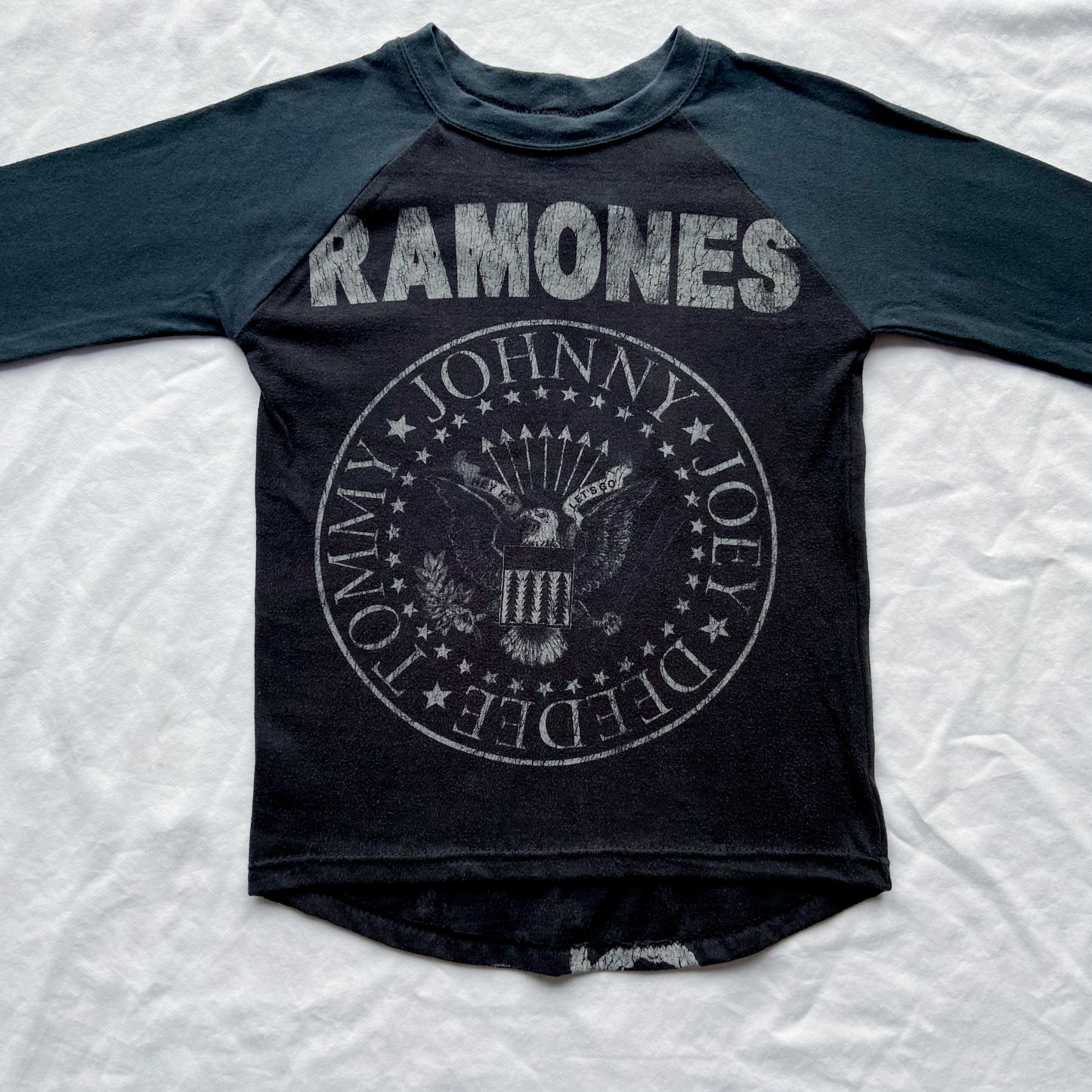 Ramones Raglan