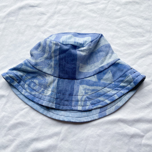Blue Swirl Bucket hat